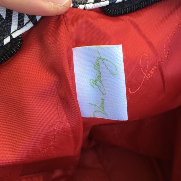 Vera Bradley Black Houndstooth Large Travel Tote - Picture 2 of 8